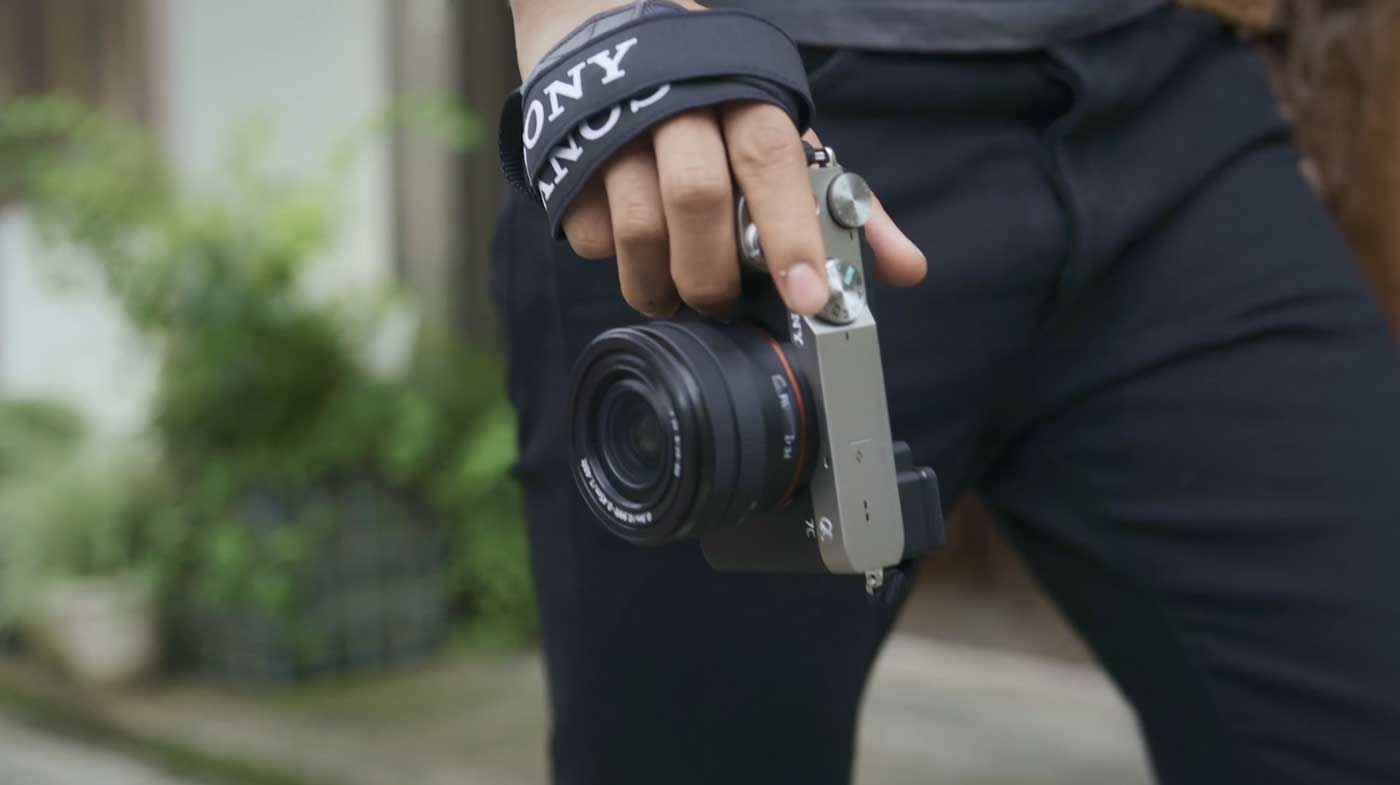 Sony Alpha 7C is easy to hold