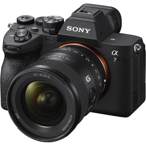 sony alpha 7 iv with lens